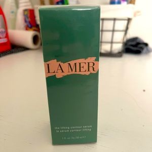 La Mer the lifting contour serum